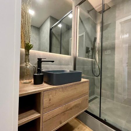 Luxusni Nove Zrekonstruovany Apartman 2Kk - 47M2 - Ostrava Centrum Exteriör bild